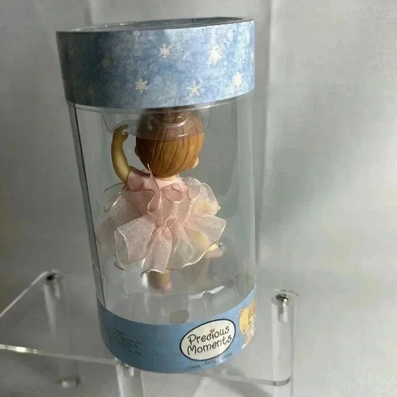 Precious Moments SNOW SWEETIES 2002 Ballet Girl Christmas Ornament NEW NOT OPEN - Picture 4 of 6